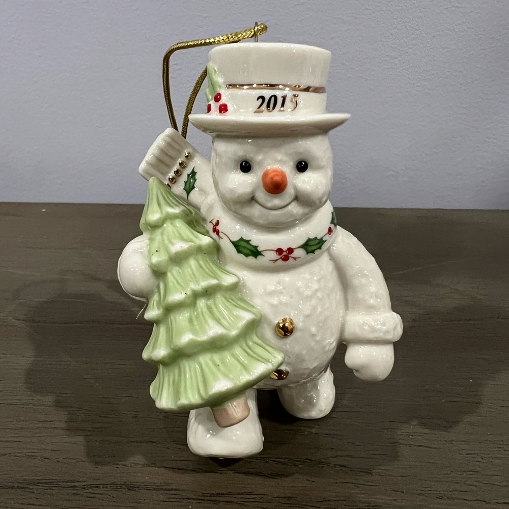 Lenox Happy Holidays Snowman Carrying Christmas Tree 2015